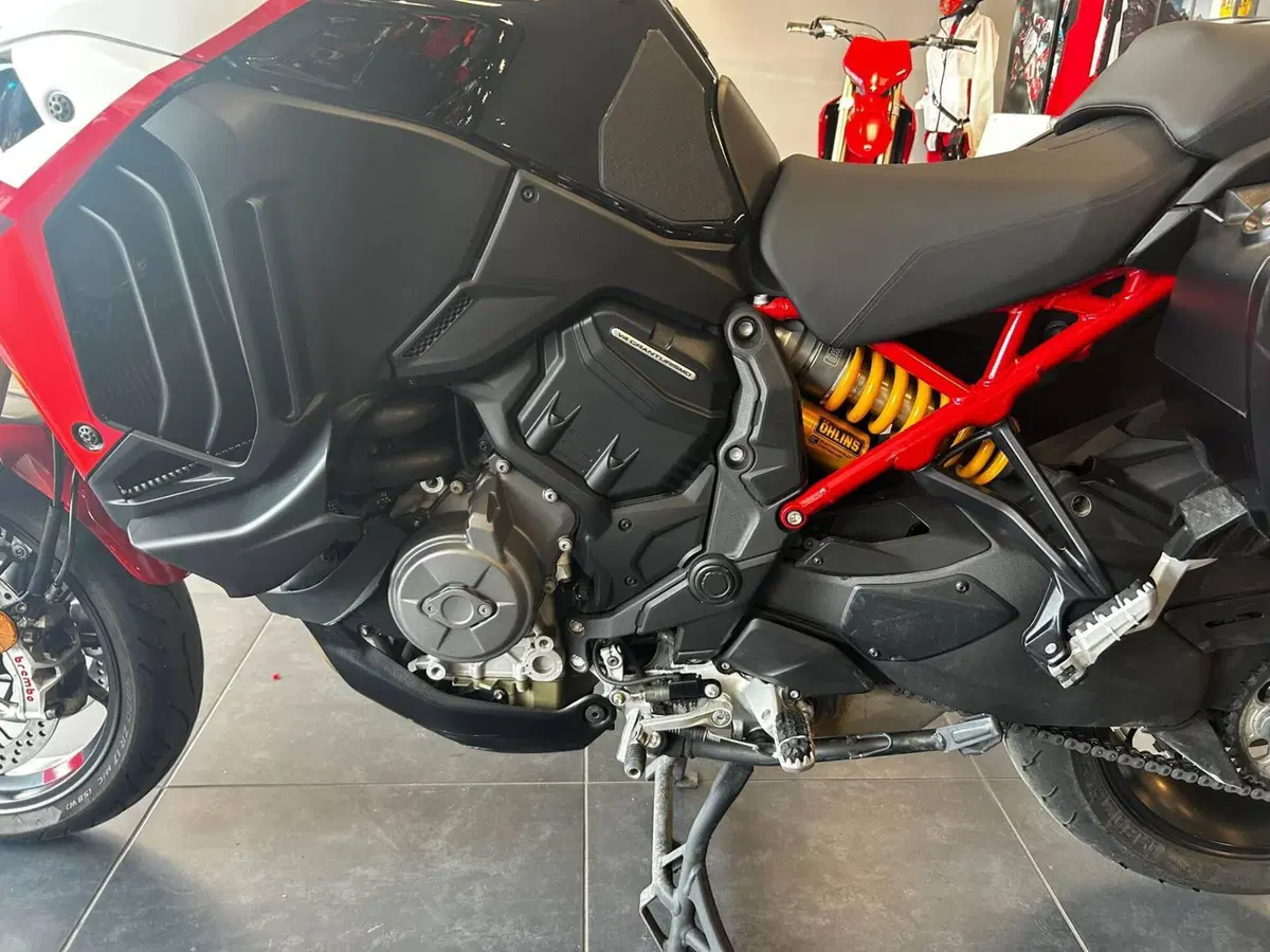 Ducati Multistrada V4 Pikes Peak (2021 - 24) (5)