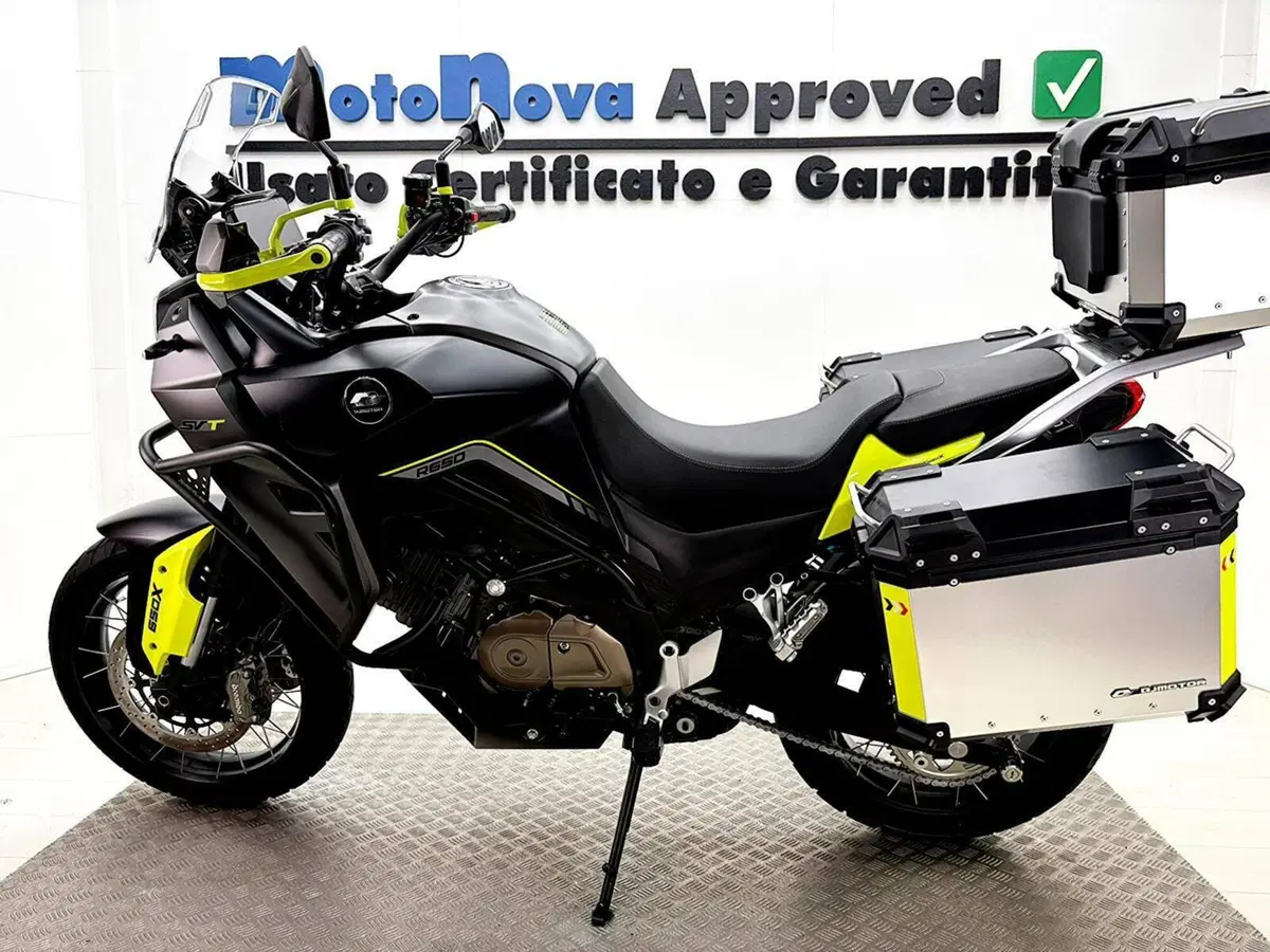 QJ Motor SVT 650 X (2025 - 26) (2)
