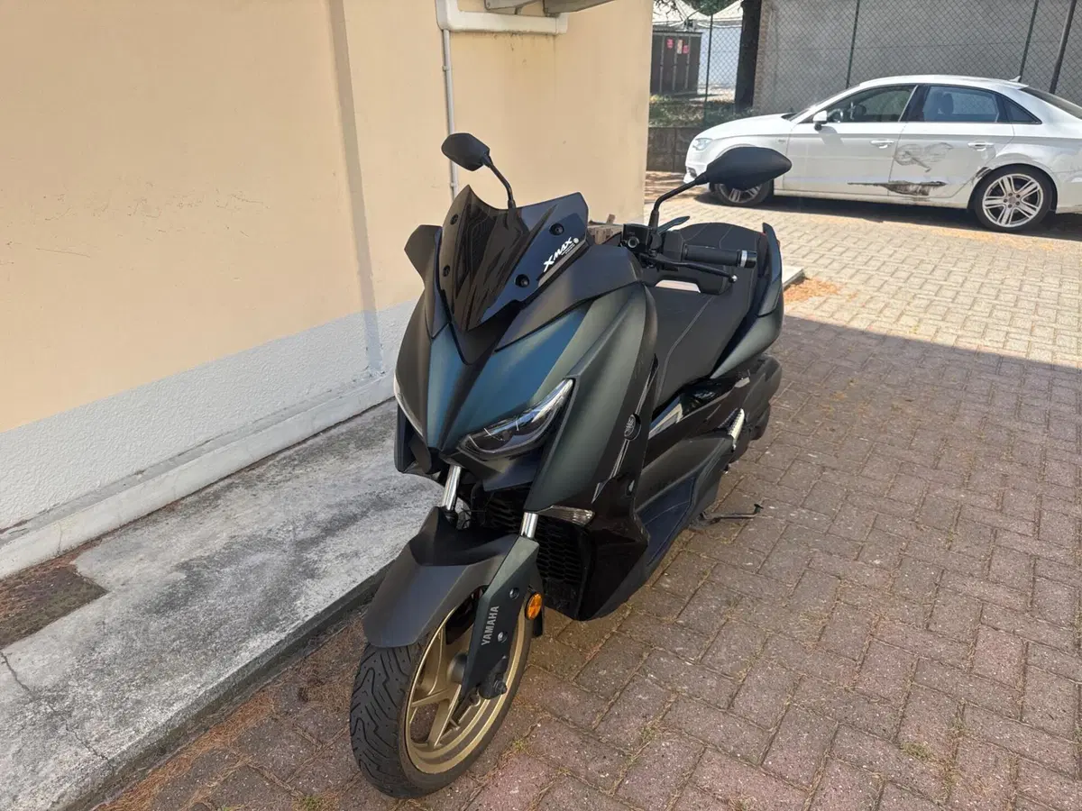 Yamaha X-Max 125 Tech Max (2021 - 24)