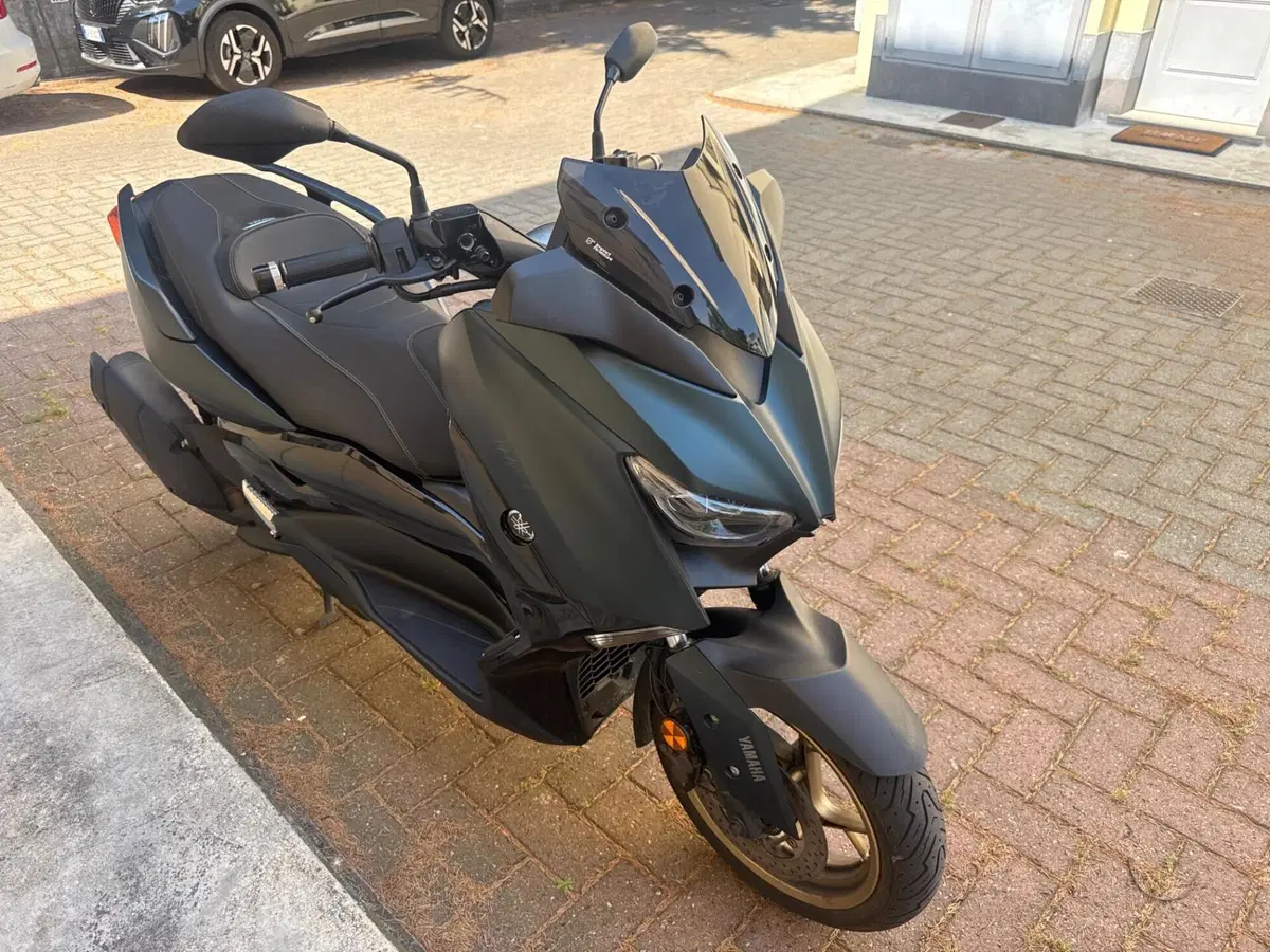 Yamaha X-Max 125 Tech Max (2021 - 24) (3)