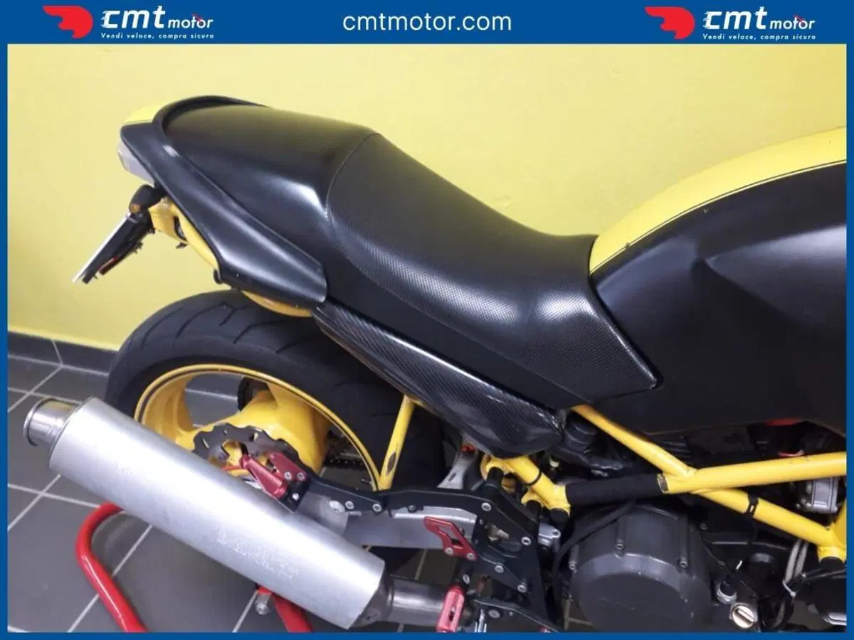 Ducati Monster 600 City Dark (1998 - 02) (8)