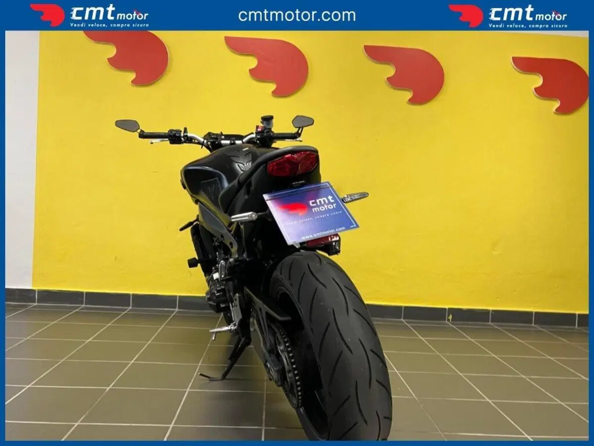 Yamaha MT-09 (2021 - 23) (4)