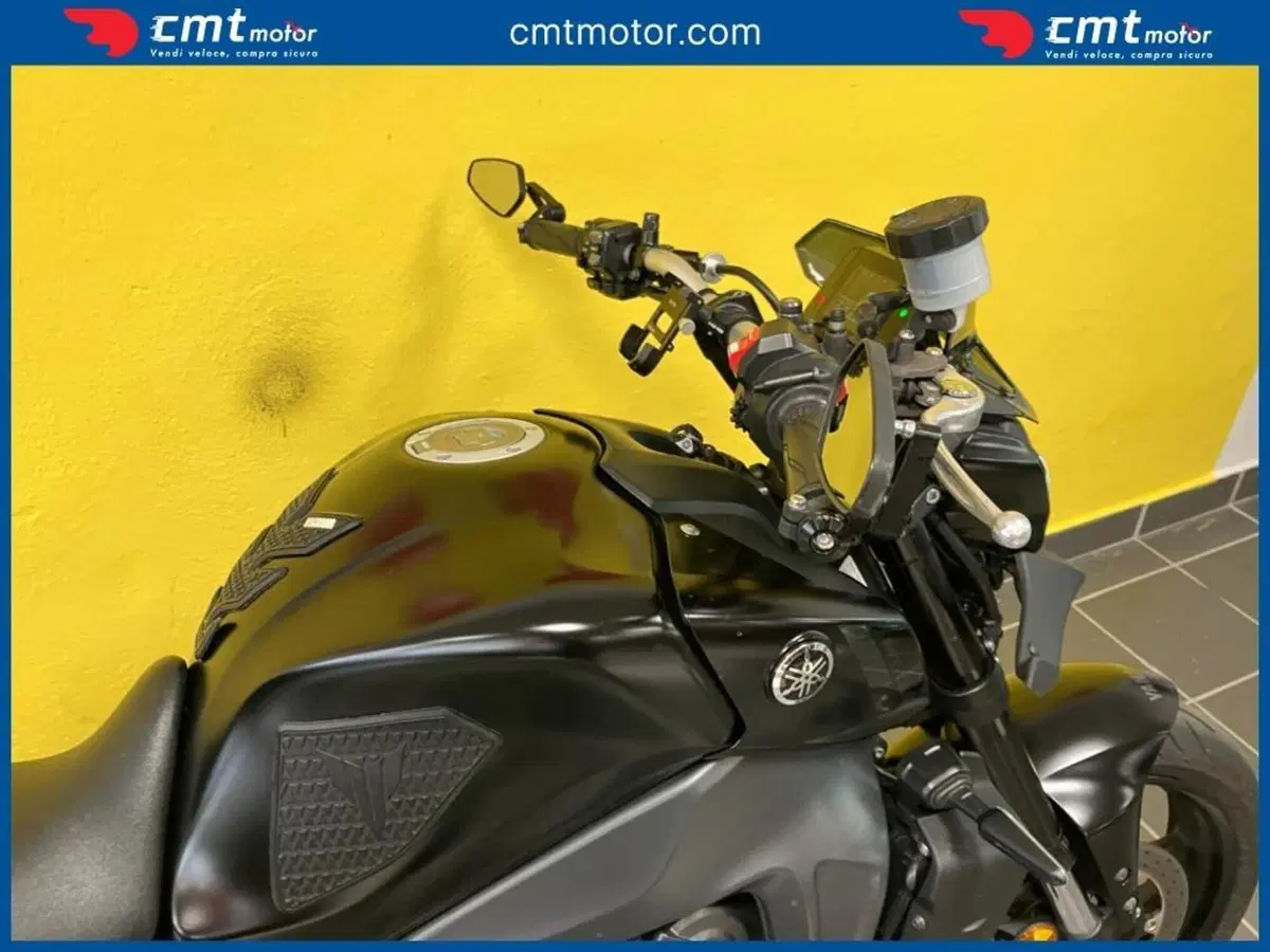 Yamaha MT-09 (2021 - 23) (11)