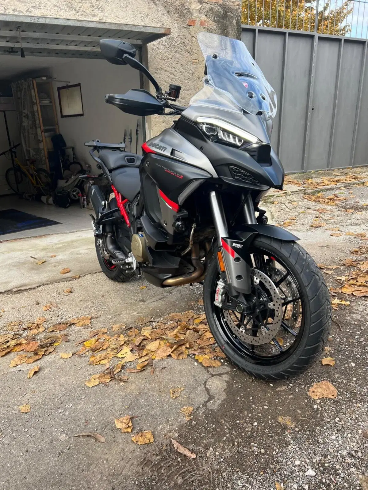 Ducati Multistrada V4 S Grand Tour (2024) (4)