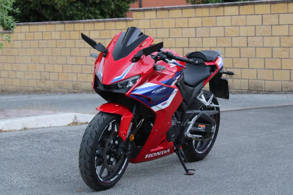 Honda CBR 500 R (2024 - 25) (3)