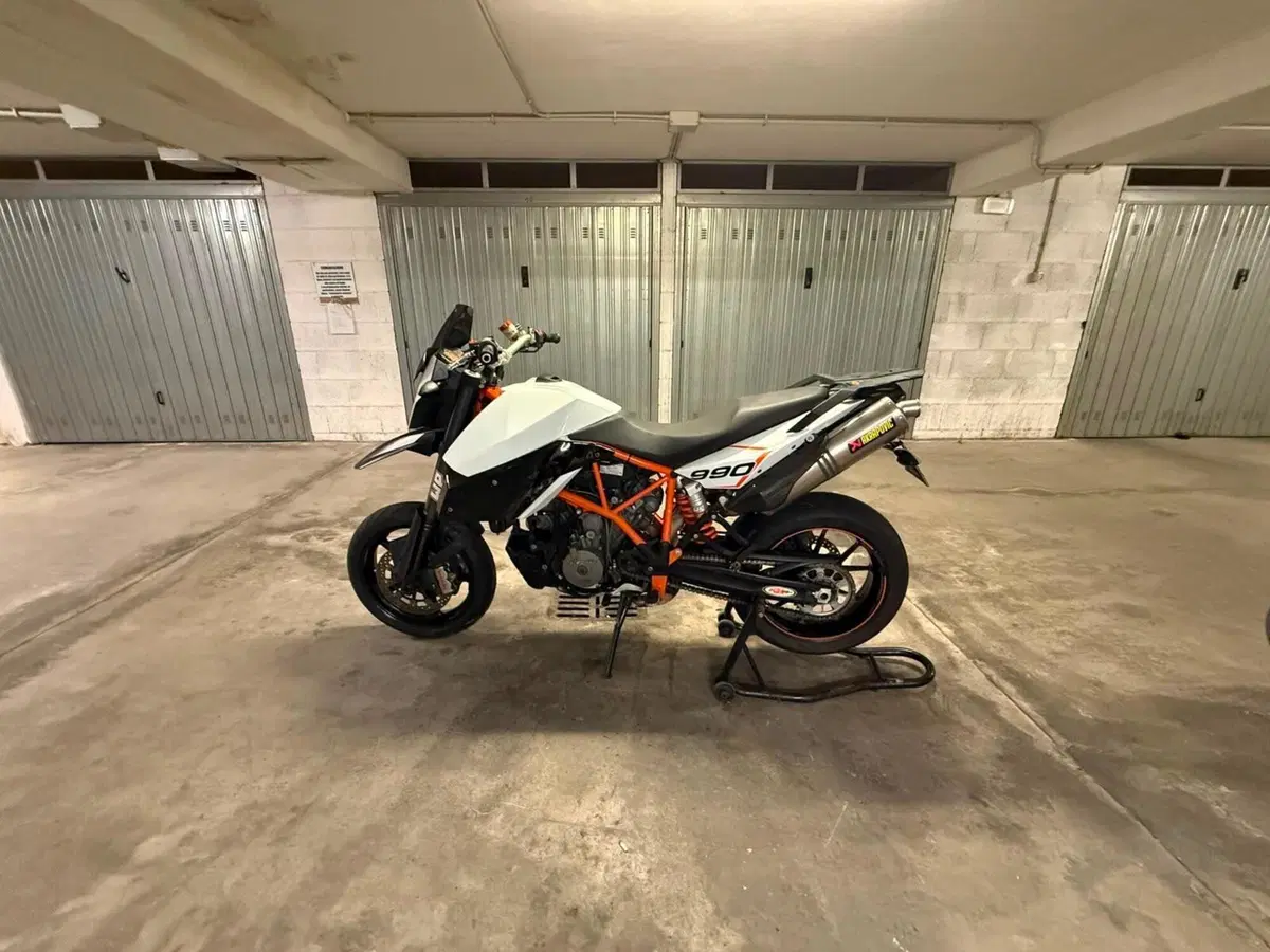 KTM 990 Supermoto R (2009 - 11) (3)