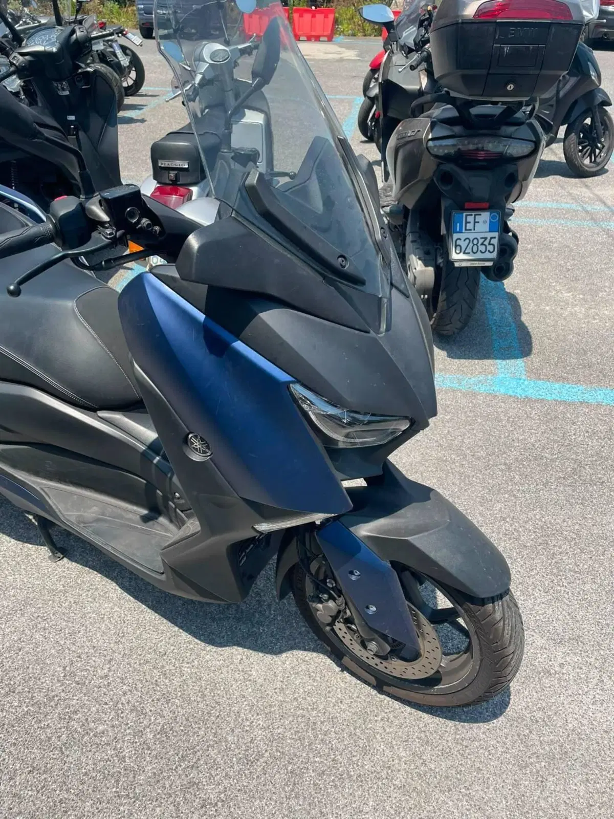 Yamaha X-Max 300 (2021 - 24) (2)
