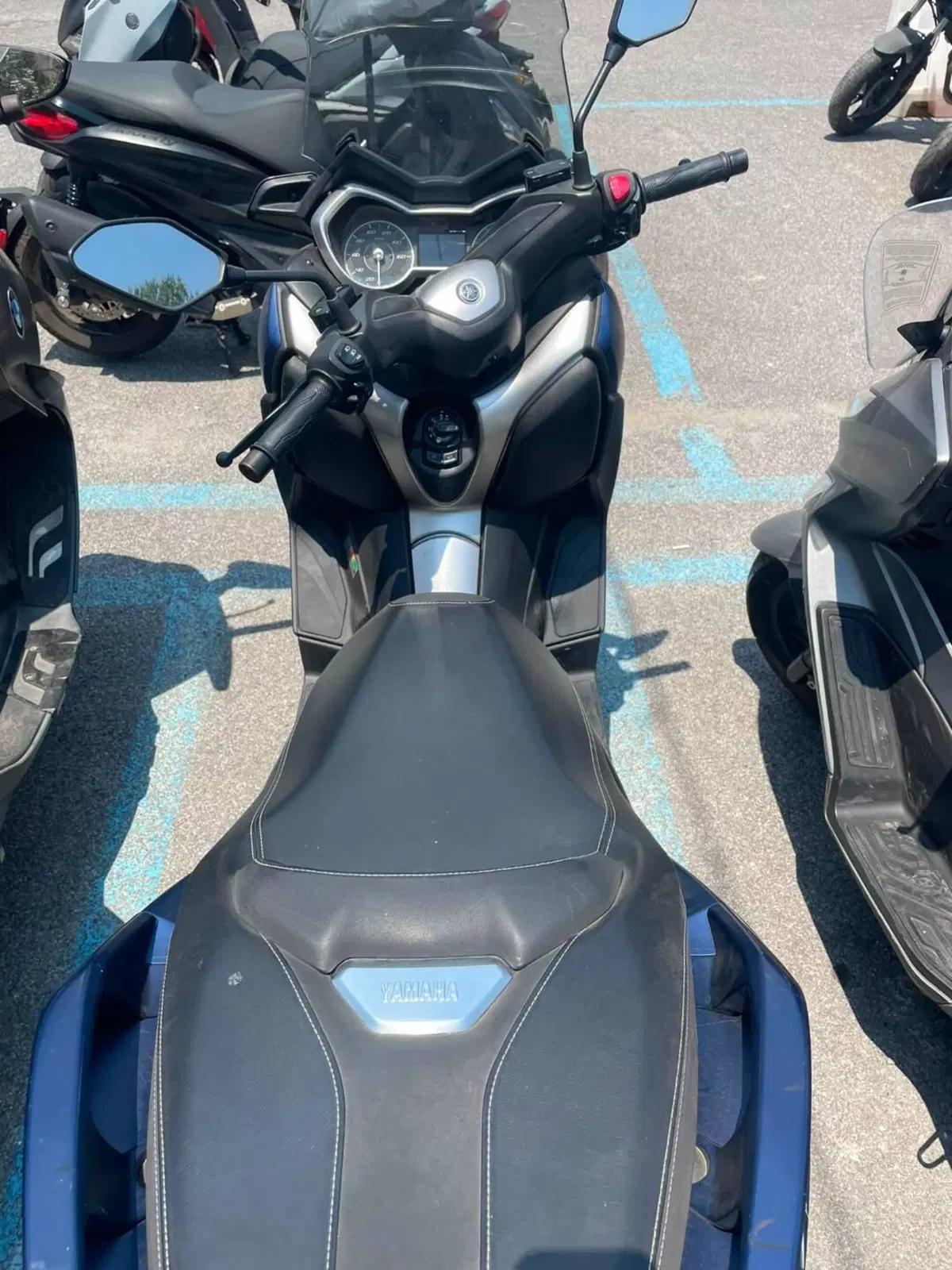 Yamaha X-Max 300 (2021 - 24) (5)