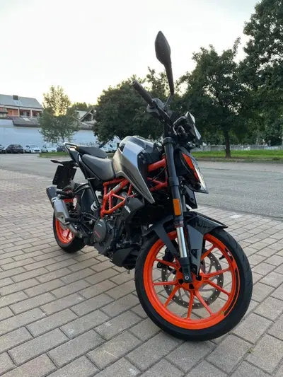 KTM 390 Duke (2021 - 23) usata