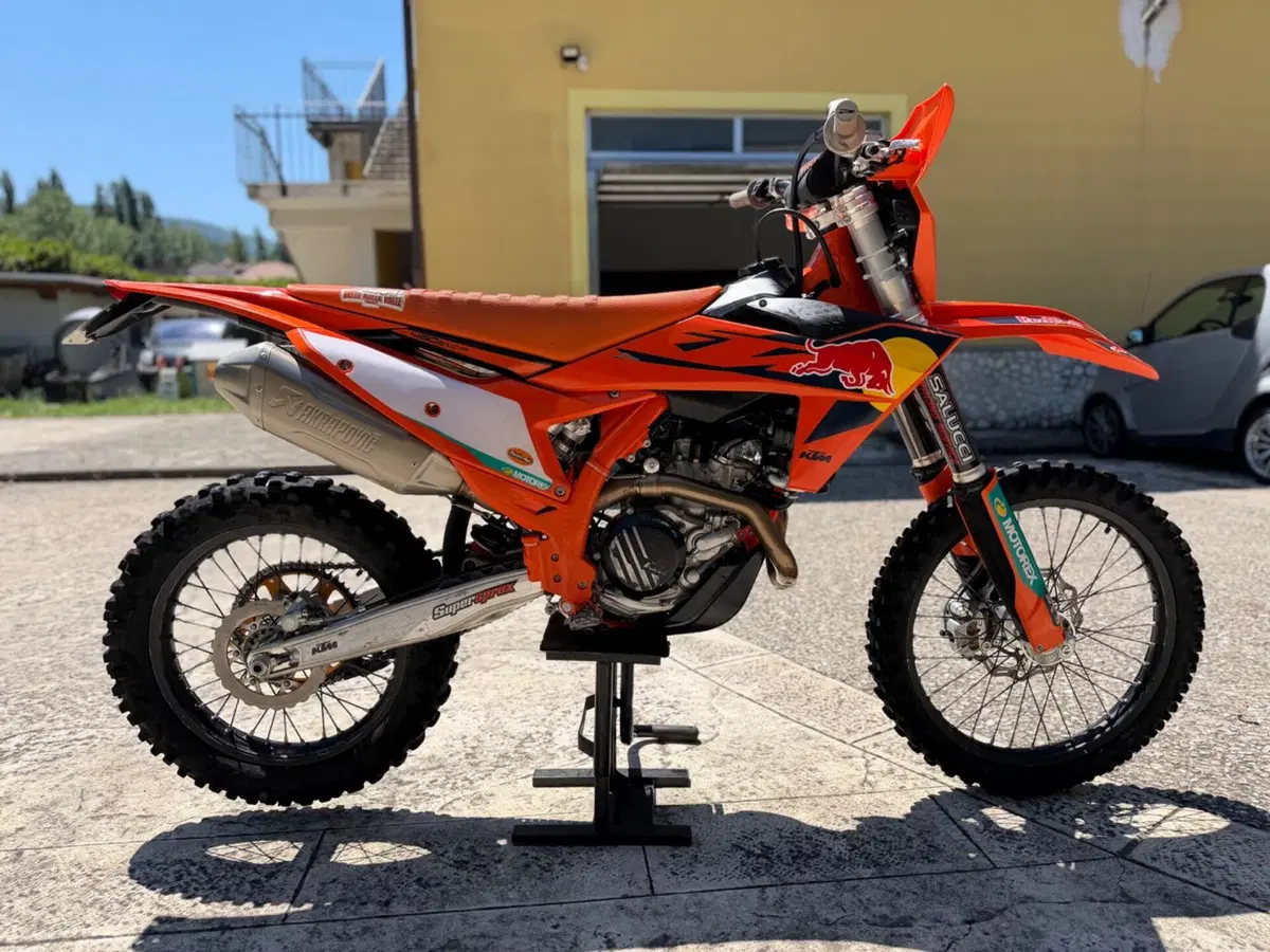 KTM 450 EXC-F Champion Edition (2025) (2)
