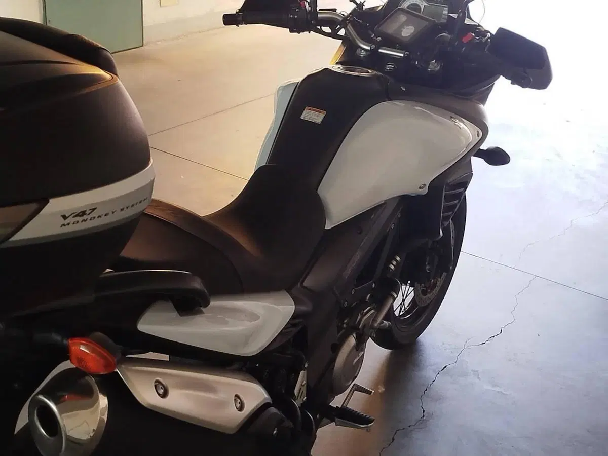 Suzuki V-Strom 650XT ABS (2015 - 17) (4)