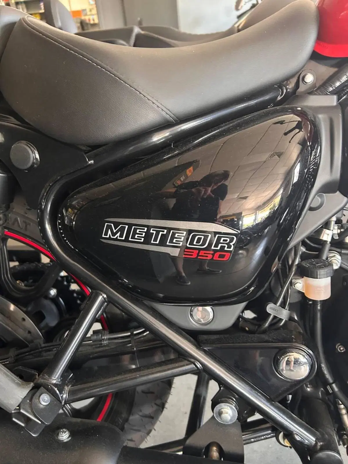 Royal Enfield Meteor 350 (2021 - 26) (3)