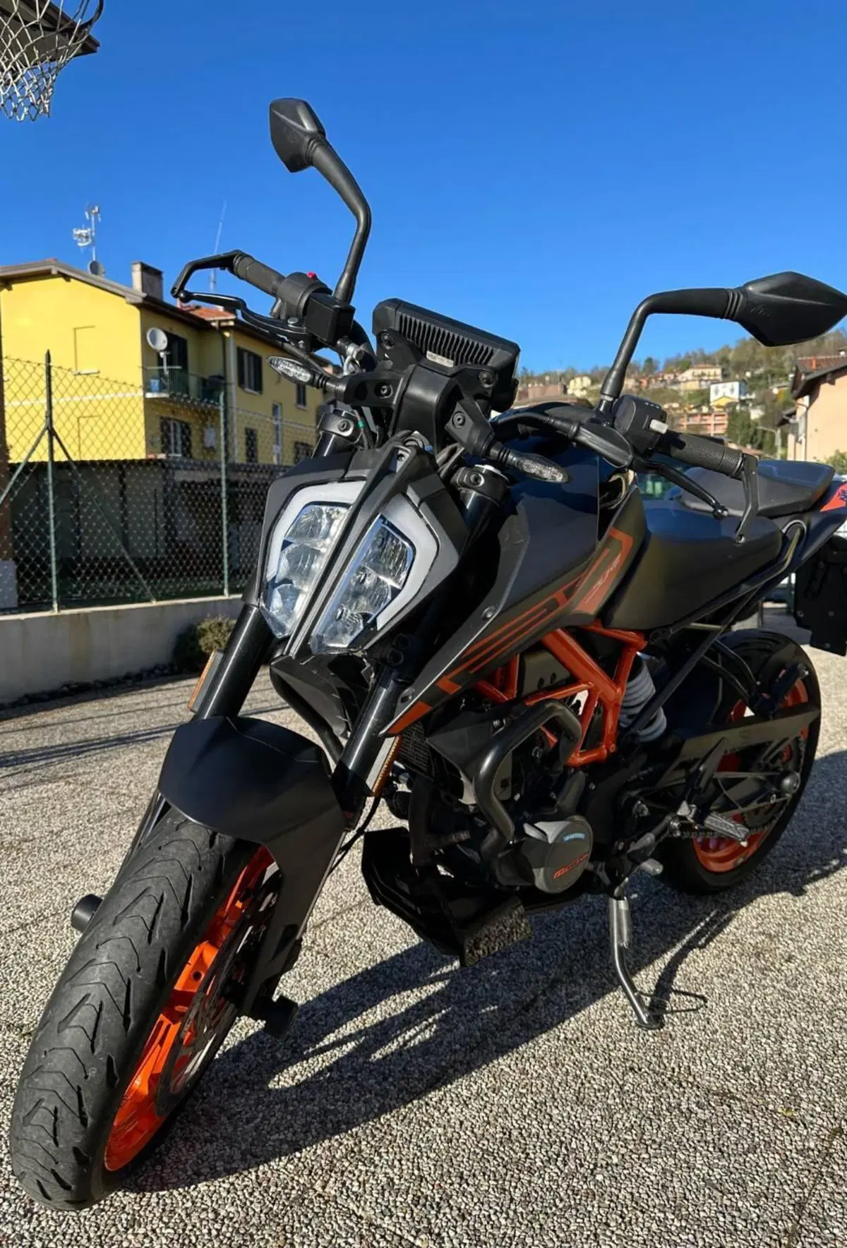 KTM 125 Duke (2021 - 23) (2)