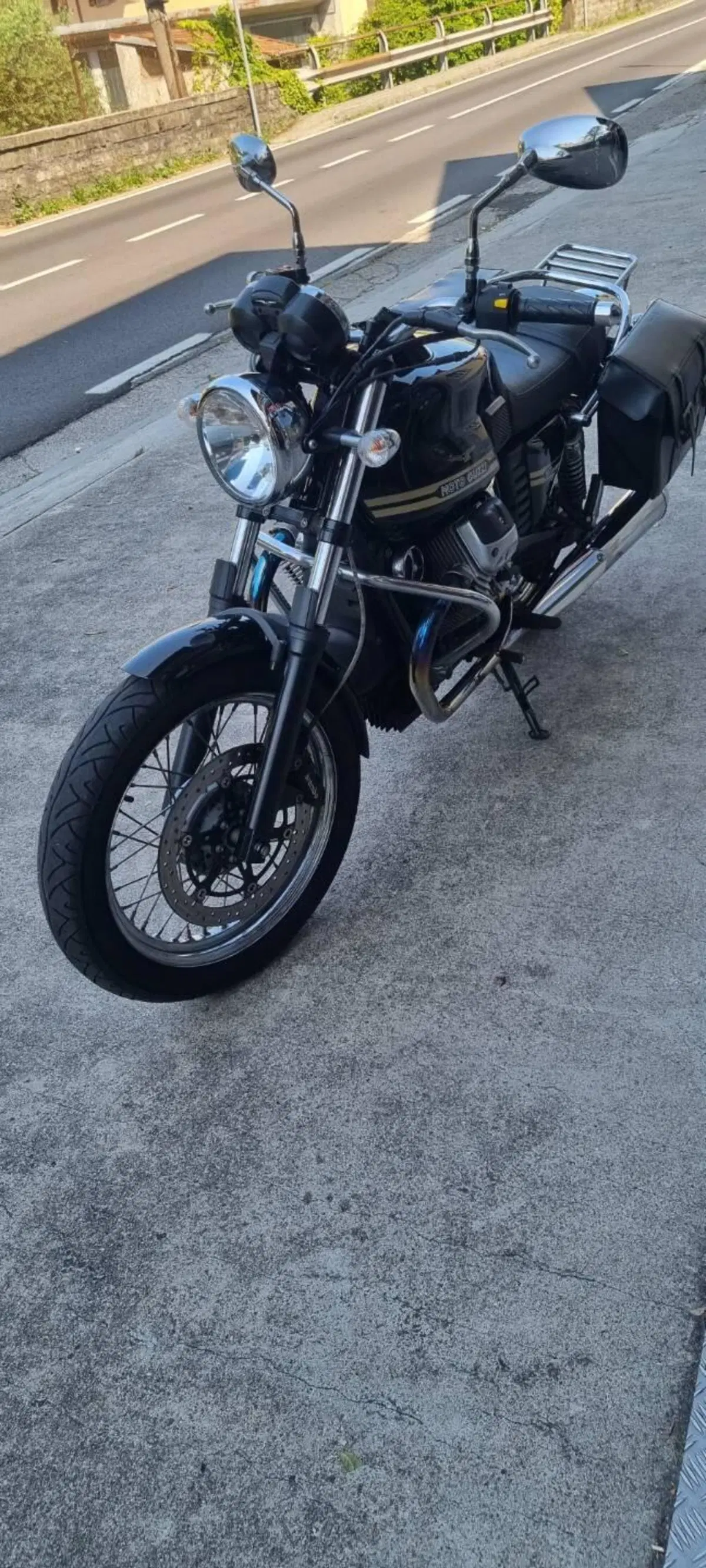 Moto Guzzi V7 Cafè Classic (2009 - 12) (4)