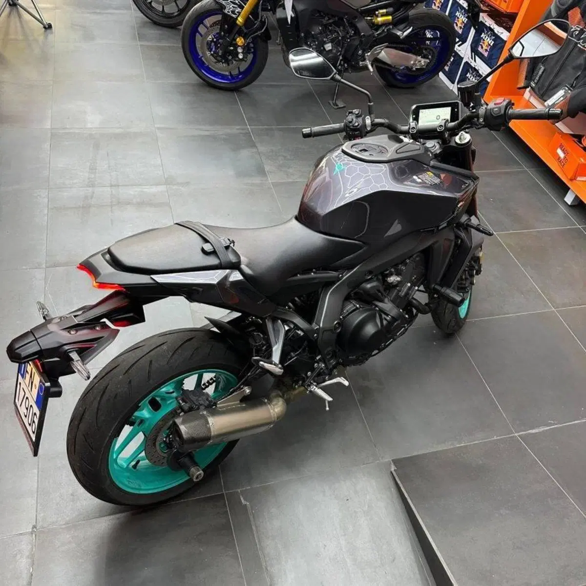 Yamaha MT-09 Y-AMT (2024 - 26) (7)