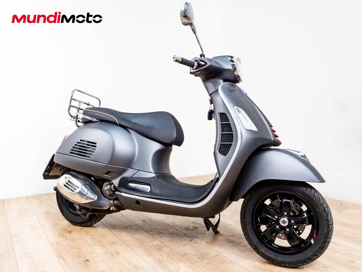 Vespa GTS 300 ABS (2014 - 16) (2)
