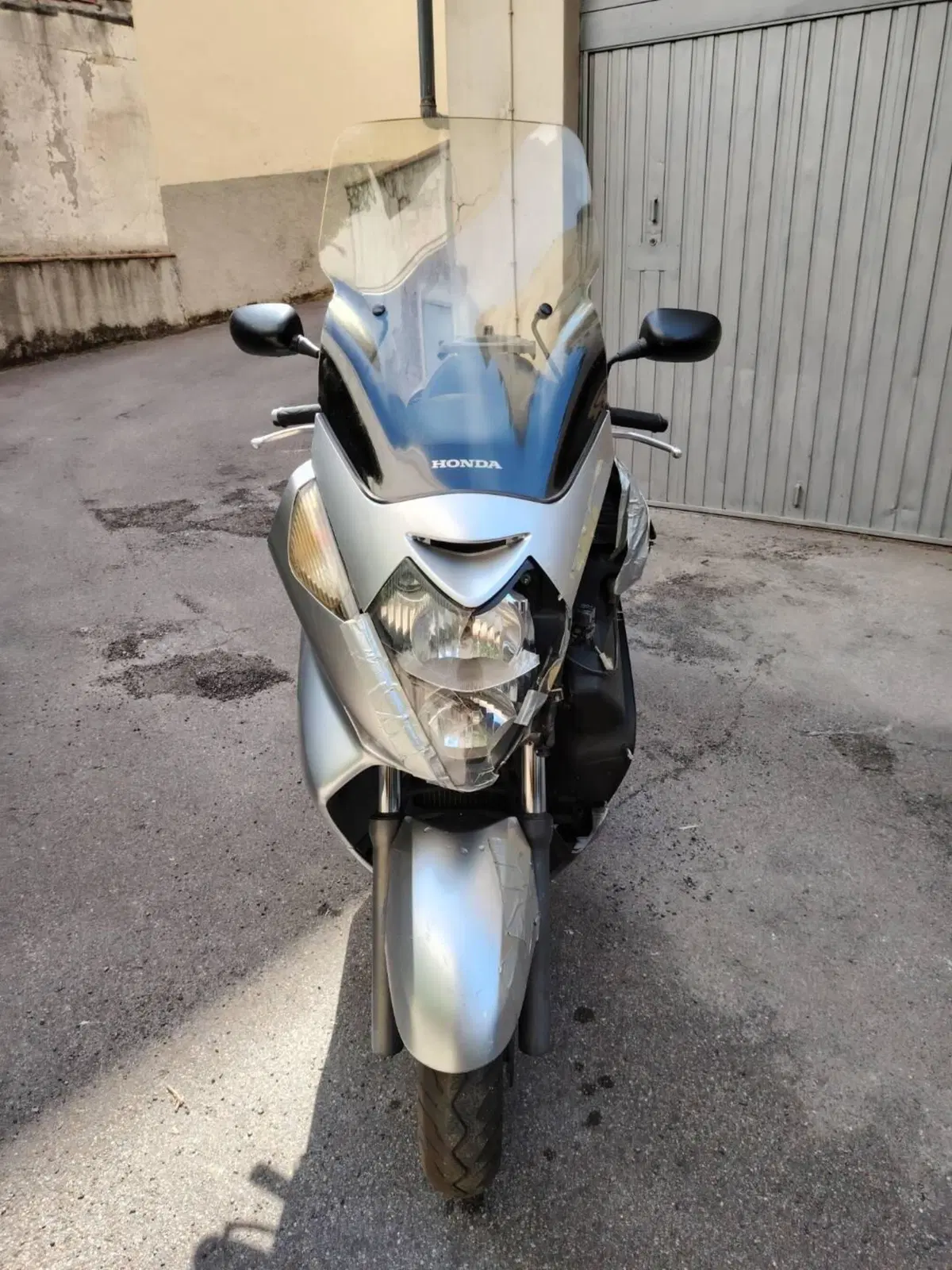 Honda Silver Wing 400 (2006 - 09) (3)