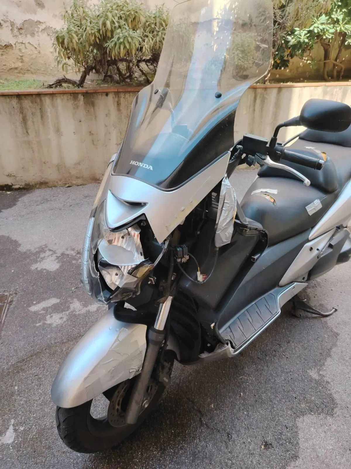 Honda Silver Wing 400 (2006 - 09) (4)
