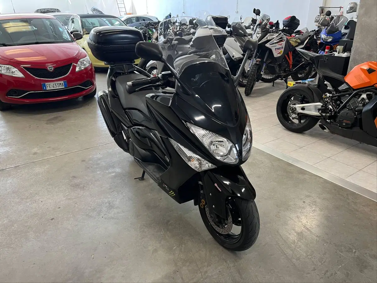 Yamaha T-Max 500 (2008 - 12) (4)