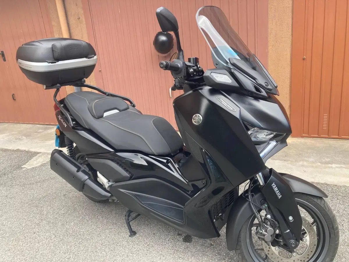 Yamaha X-Max 300 Tech Max (2021 - 24)