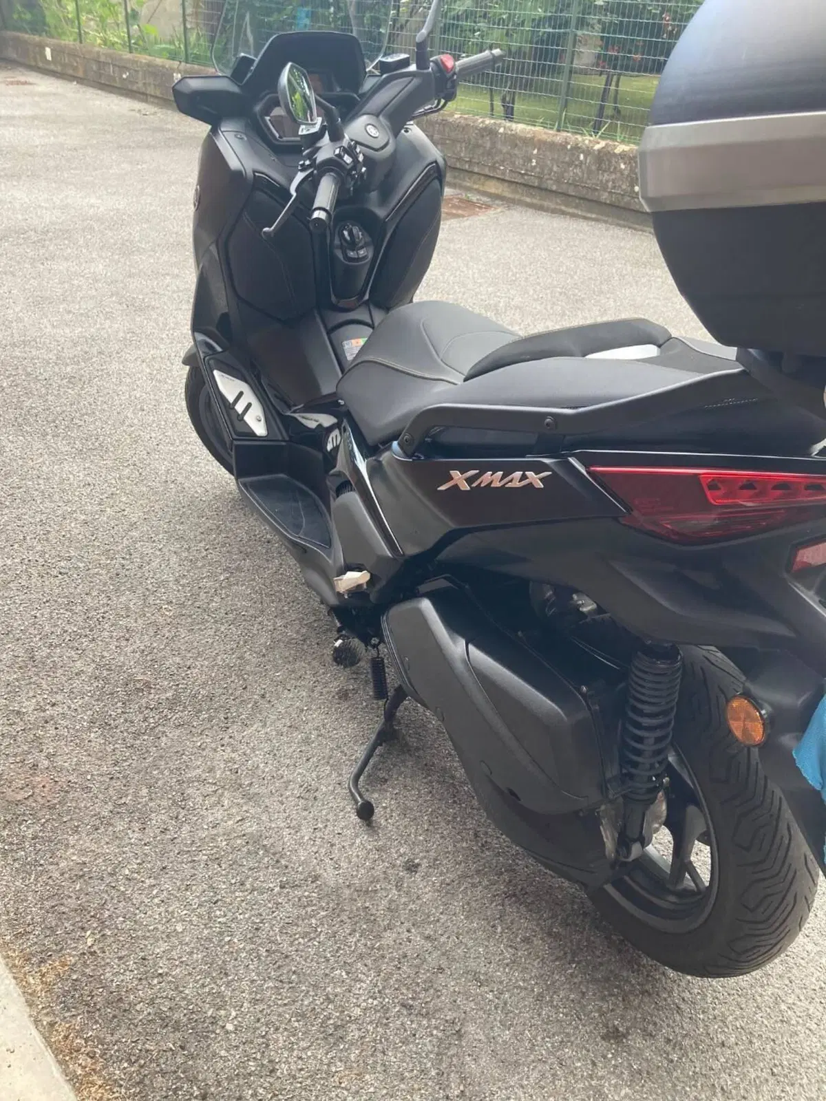 Yamaha X-Max 300 Tech Max (2021 - 24) (4)