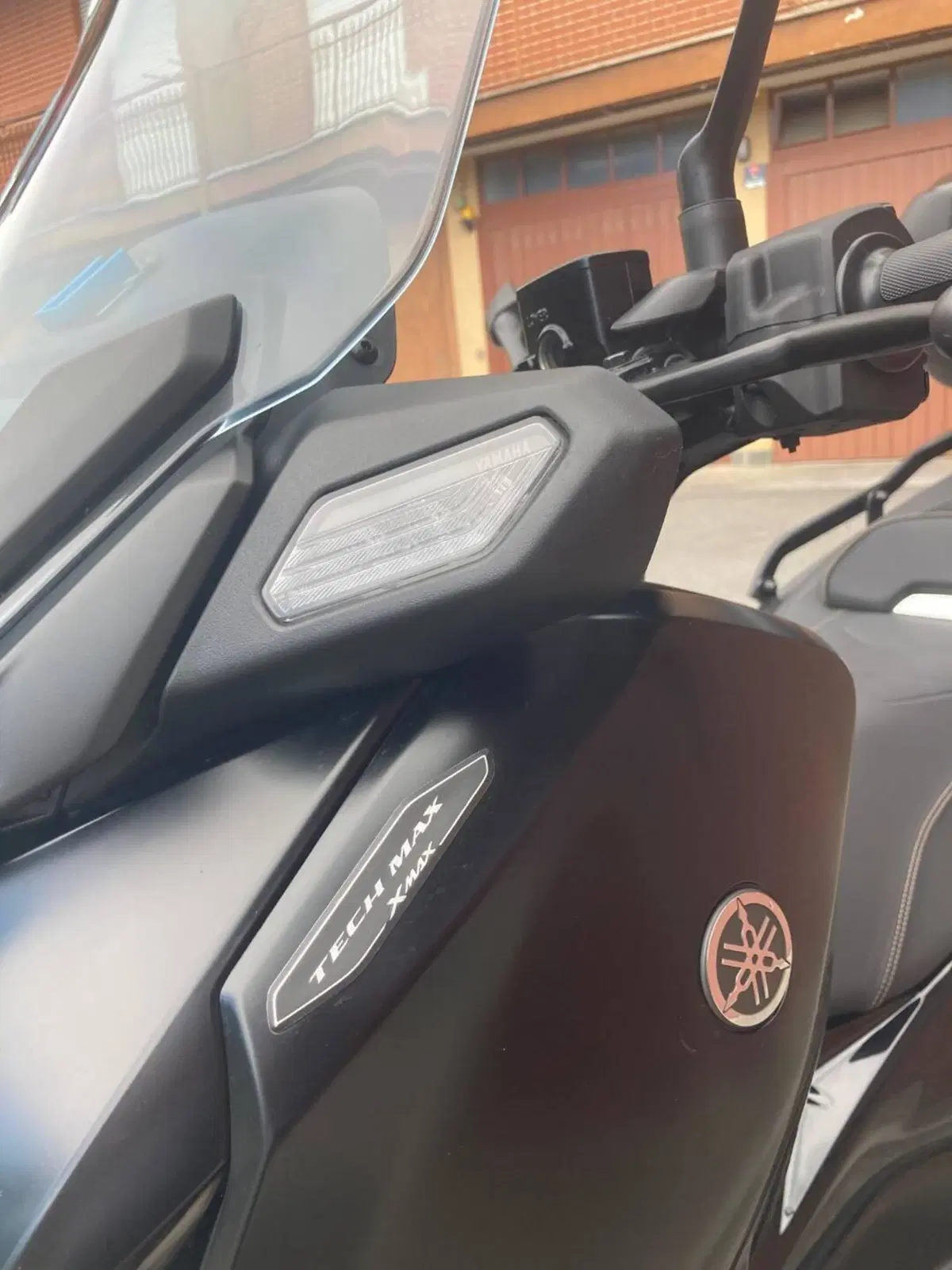 Yamaha X-Max 300 Tech Max (2021 - 24) (7)