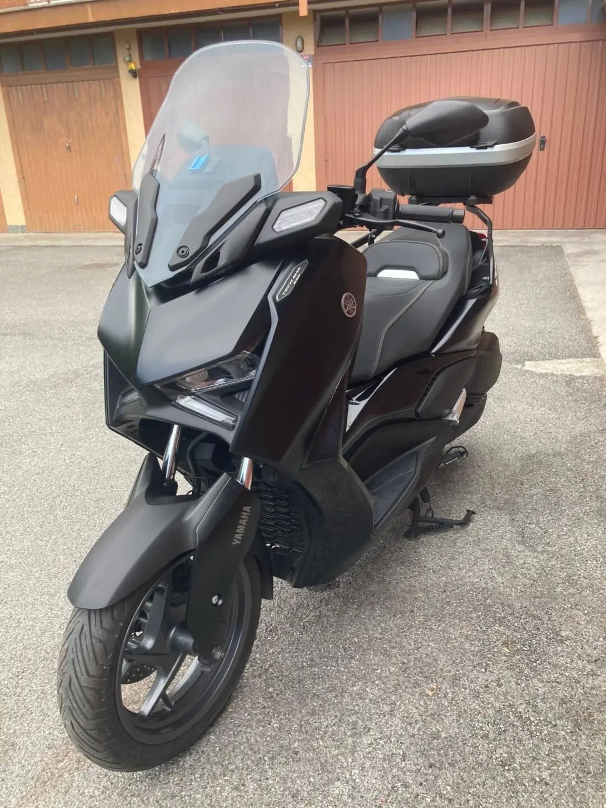 Yamaha X-Max 300 Tech Max (2021 - 24) (8)