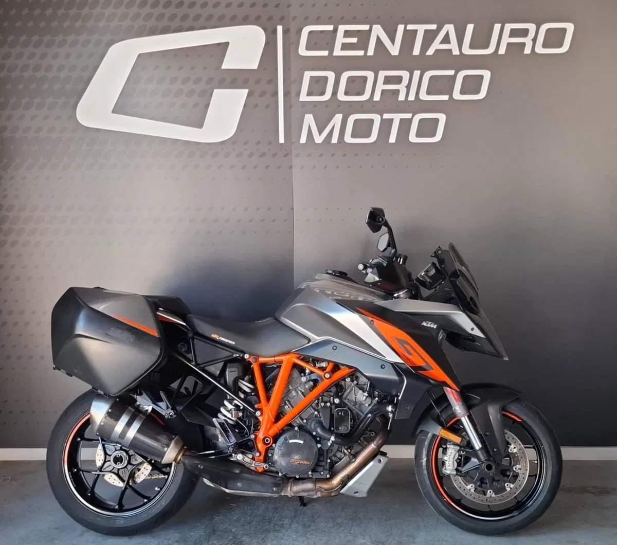 KTM 1290 Super Duke GT ABS (2016 - 18)