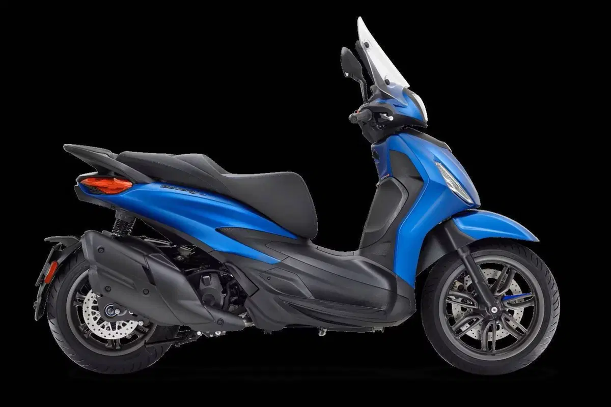 Piaggio Beverly 400 S (2025 - 26) (2)