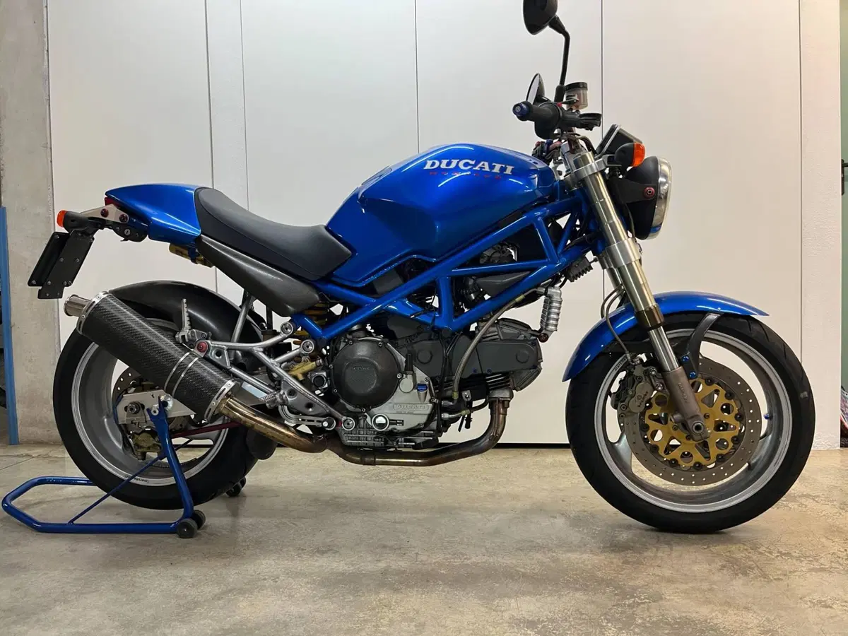 Ducati Monster CH Racing