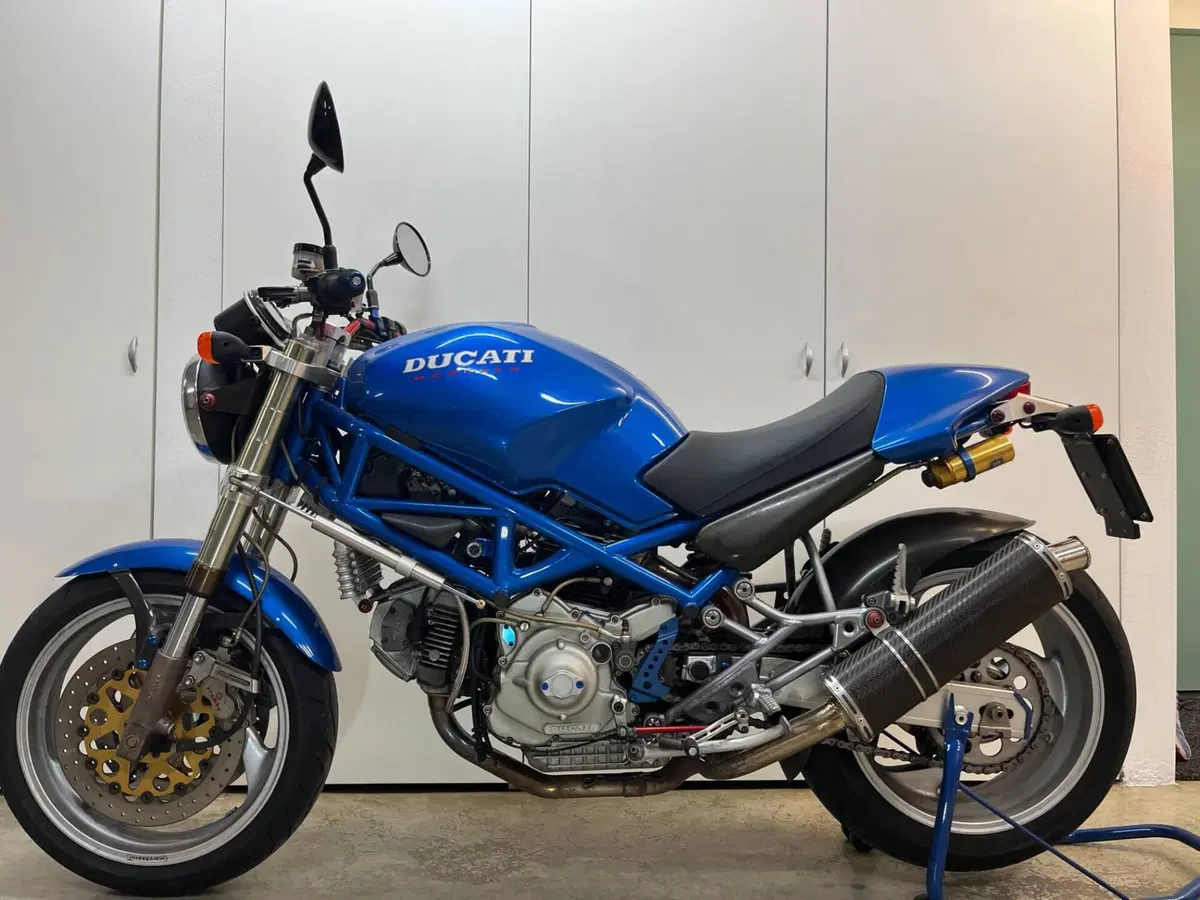 Ducati Monster CH Racing (2)