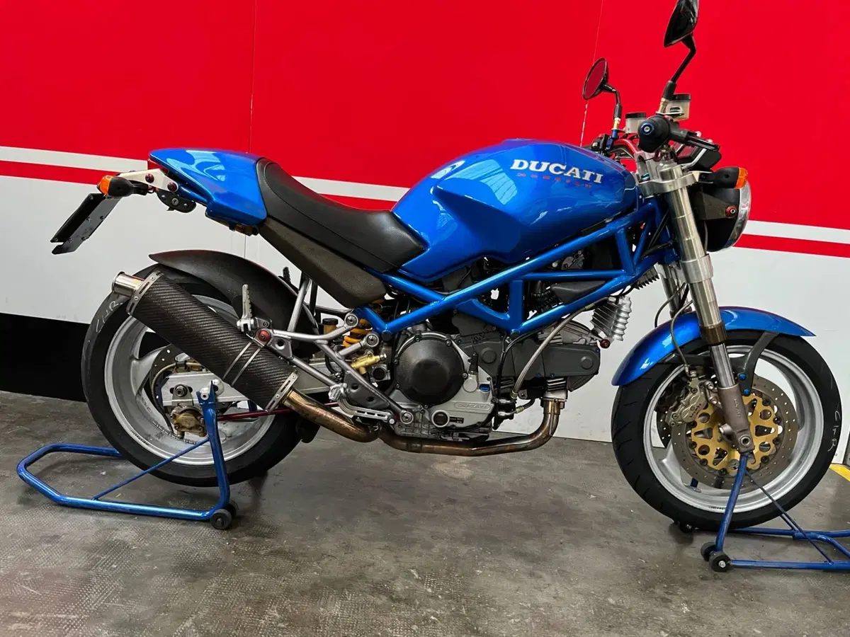 Ducati Monster CH Racing (5)