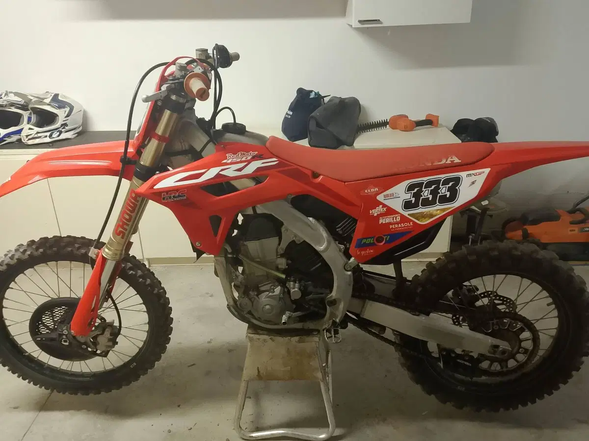 Honda CRF 450R (2023)