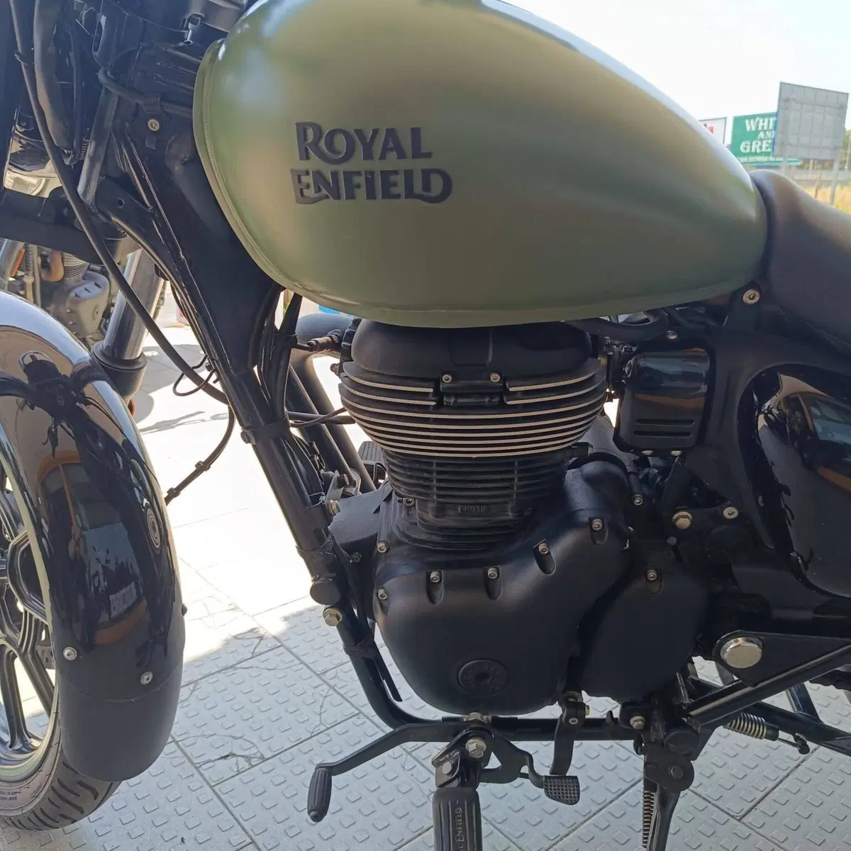 Royal Enfield HNTR 350 (2022 - 26) (4)