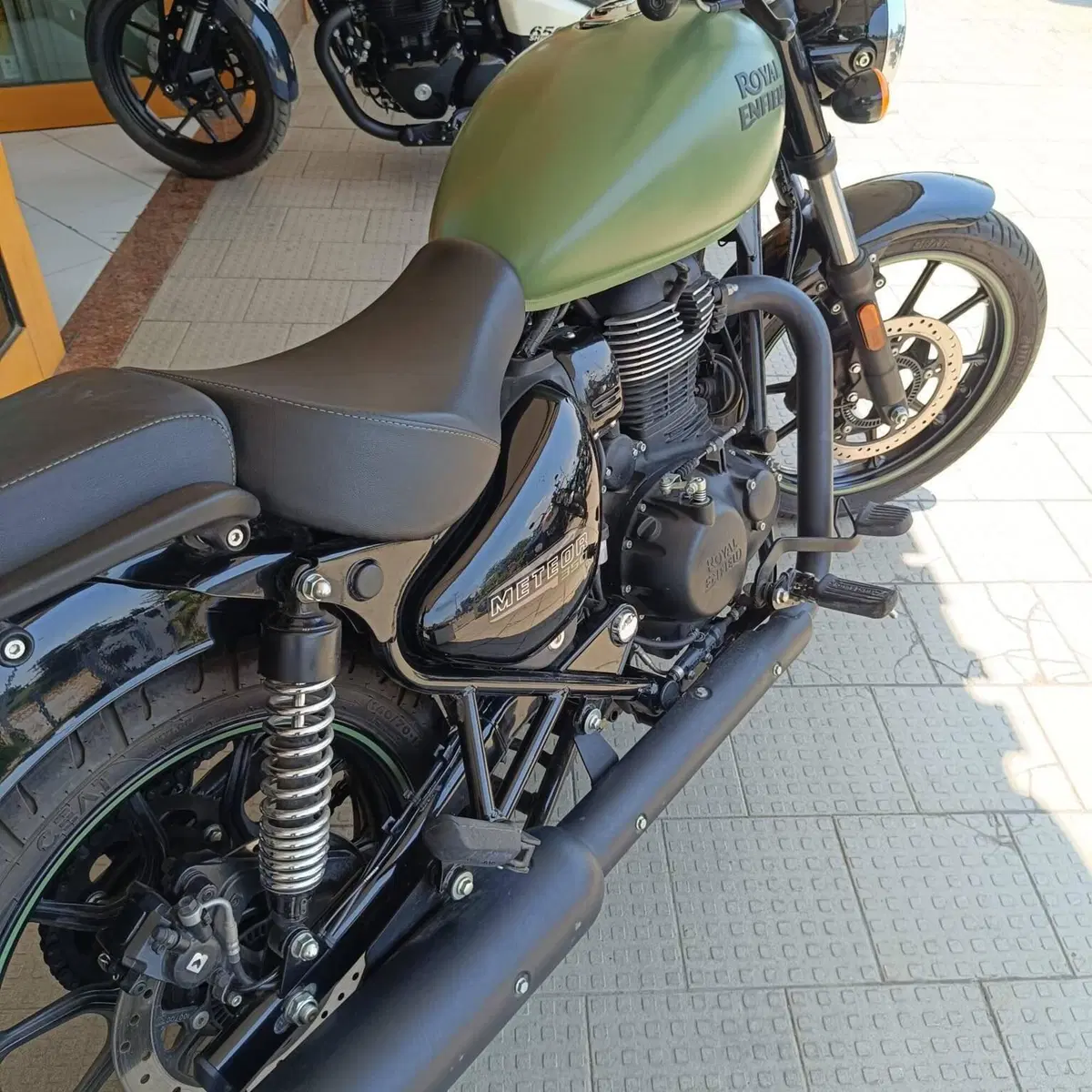 Royal Enfield HNTR 350 (2022 - 26) (6)