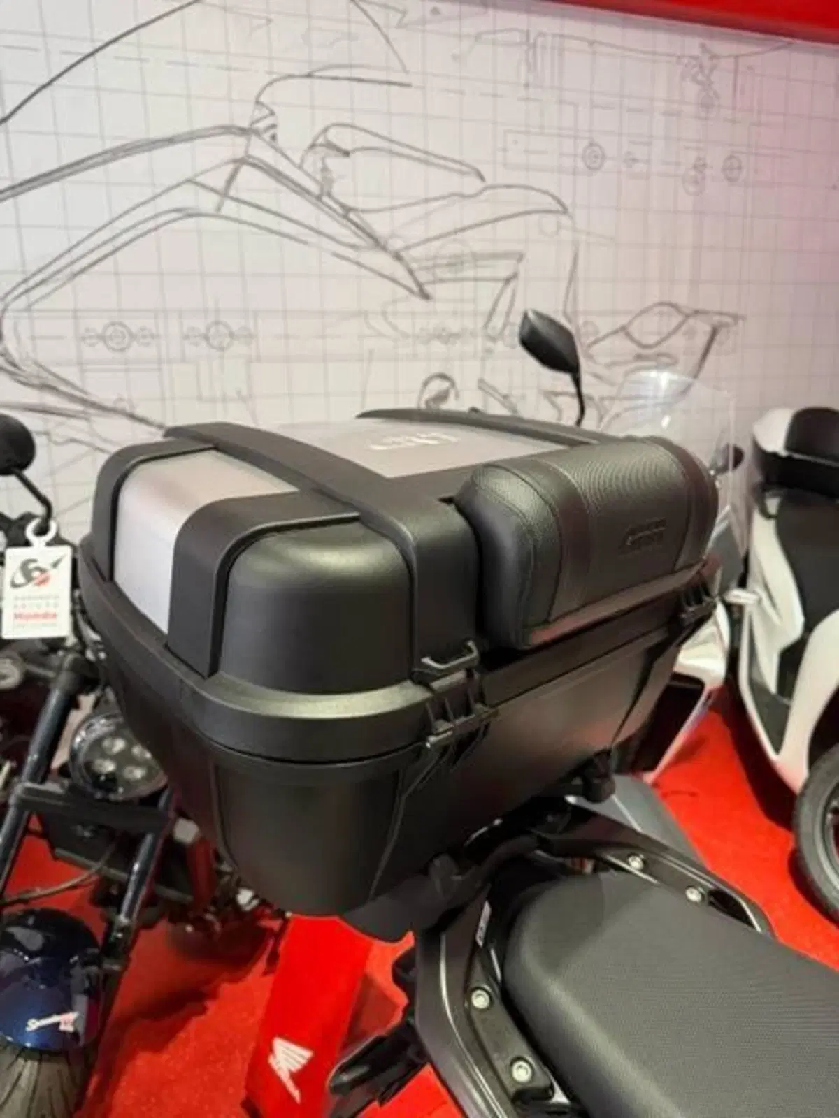 Honda CB 500 X (2022 - 23) (12)