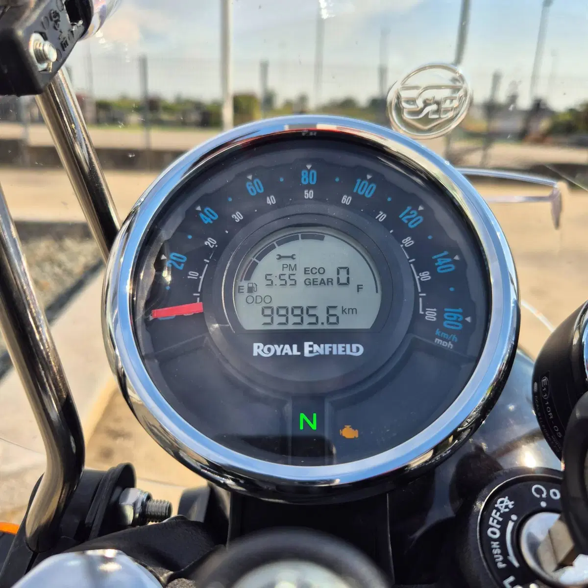 Royal Enfield Meteor 350 (2021 - 26) (9)