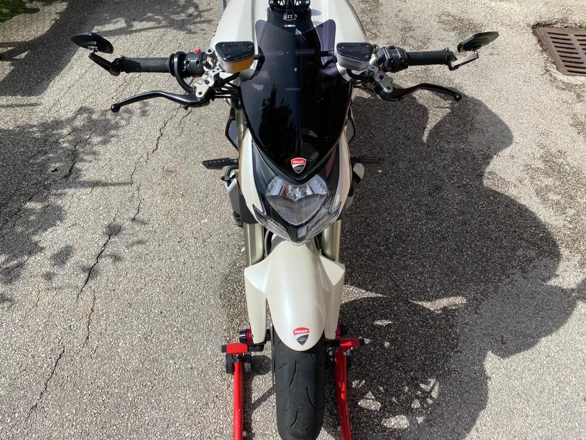 Ducati Streetfighter (2009 - 12) (12)