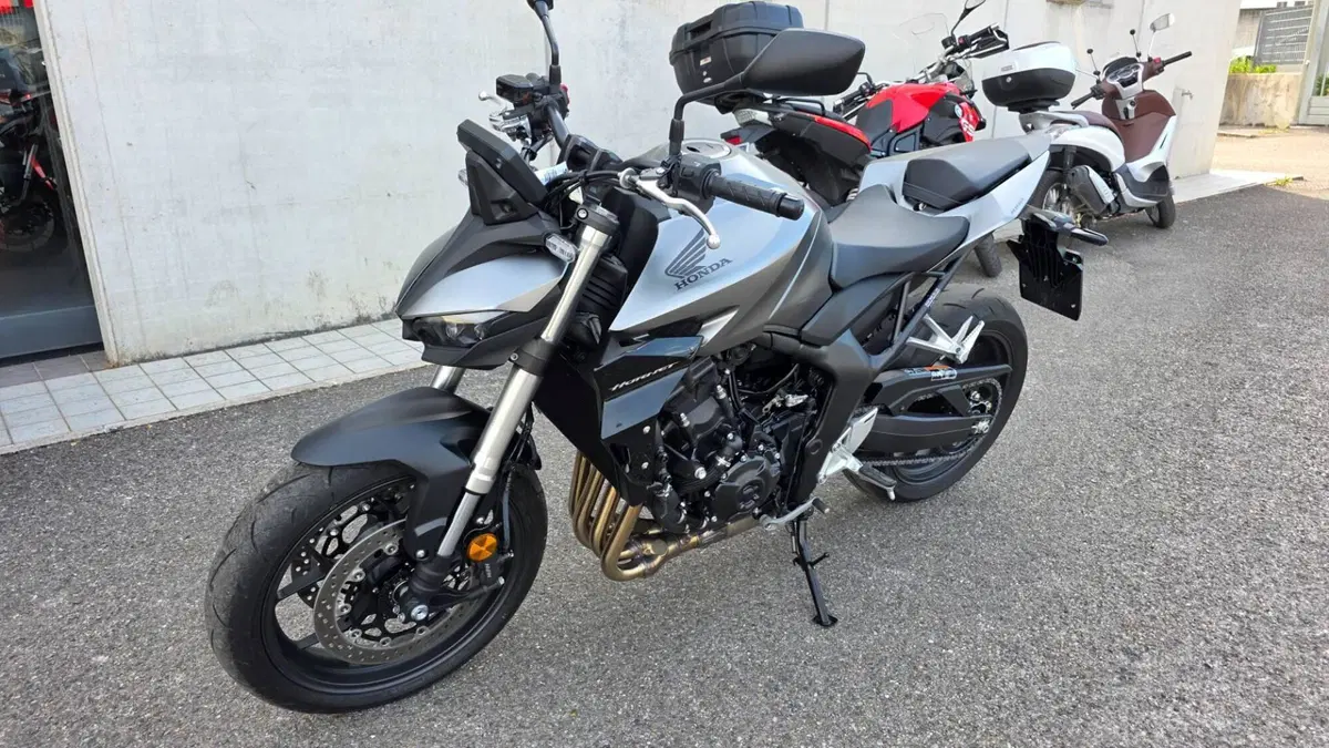 Honda CB 1000 Hornet (2025 - 26) (2)