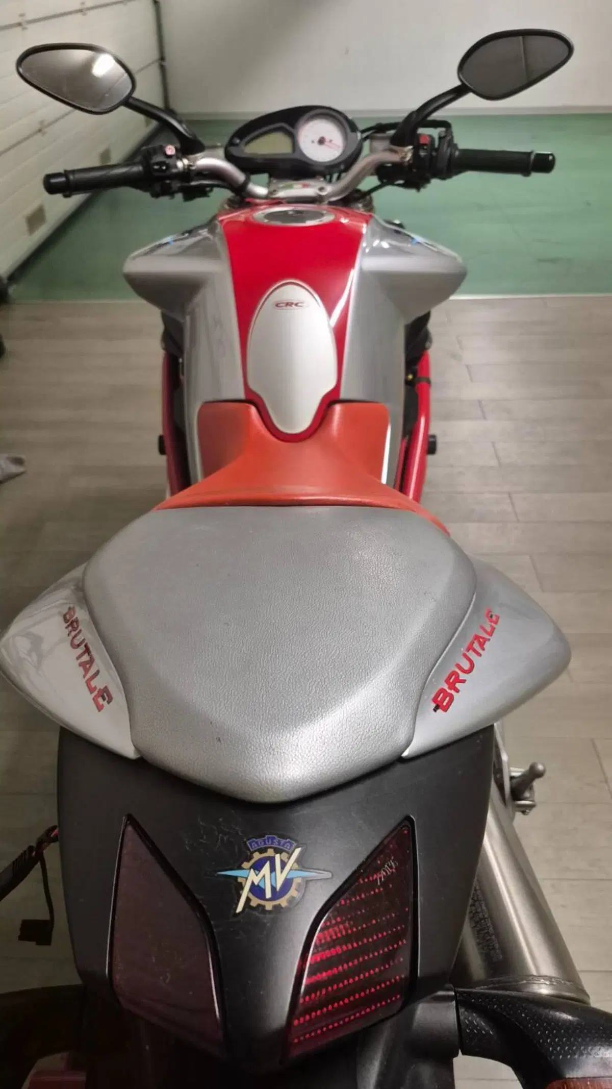 MV Agusta Brutale 910 S (2005 - 11) (6)