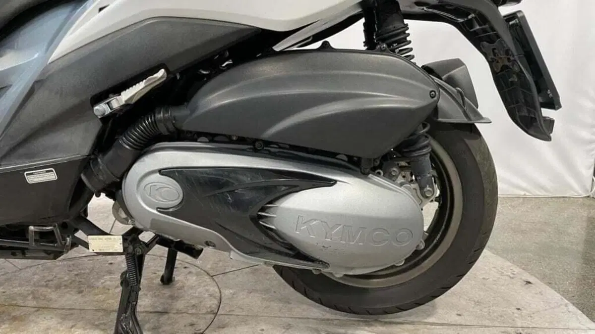 Kymco Xciting 400i (2012 - 17) (8)