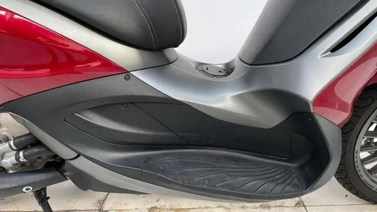Piaggio Beverly 300 S i.e. ABS-ASR (2016 - 20) (4)