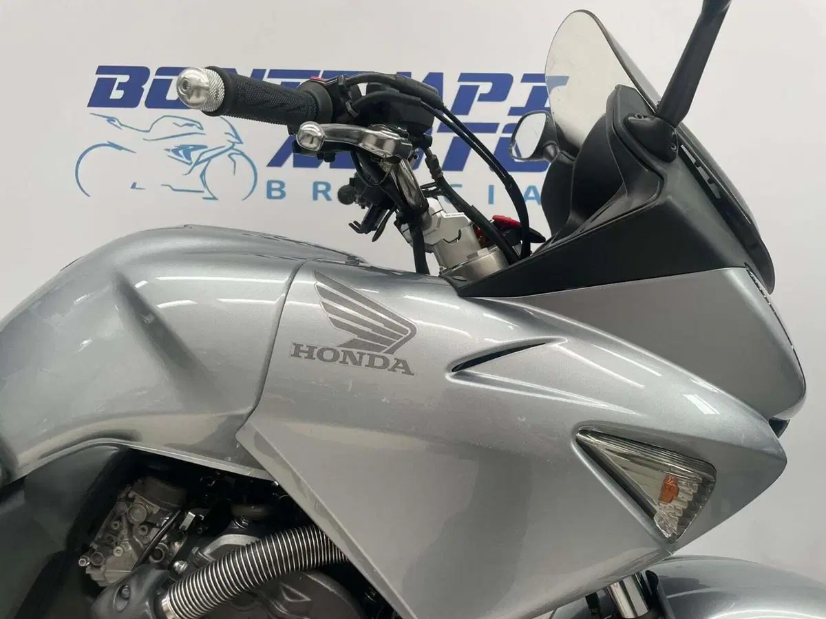 Honda CBF 600 (2004 - 06) (3)