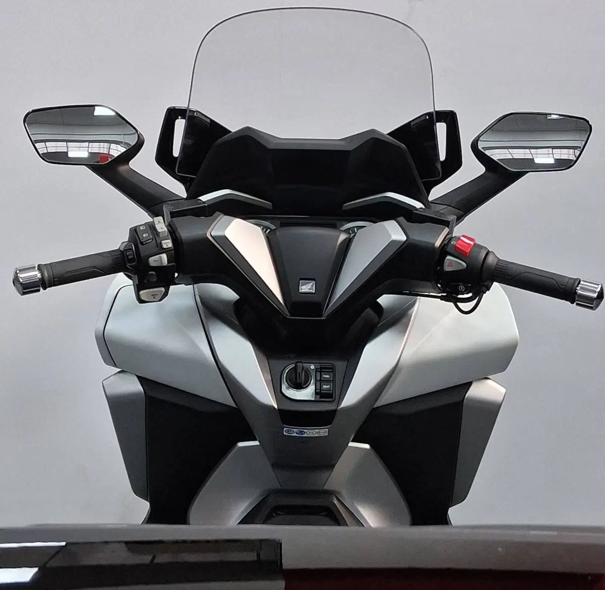 Honda Forza 300 (2019 - 20) (4)