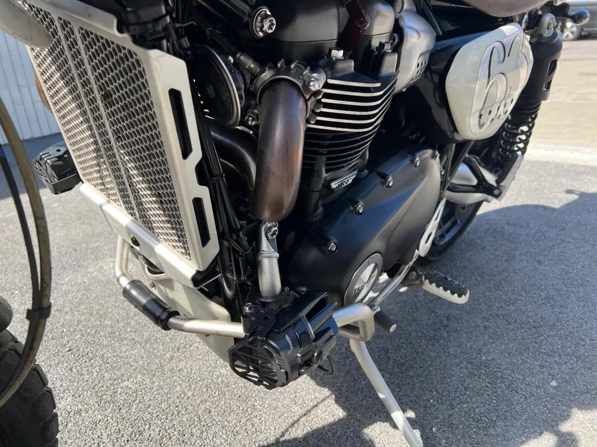 Triumph Scrambler 1200 XE (2019 - 20) (11)