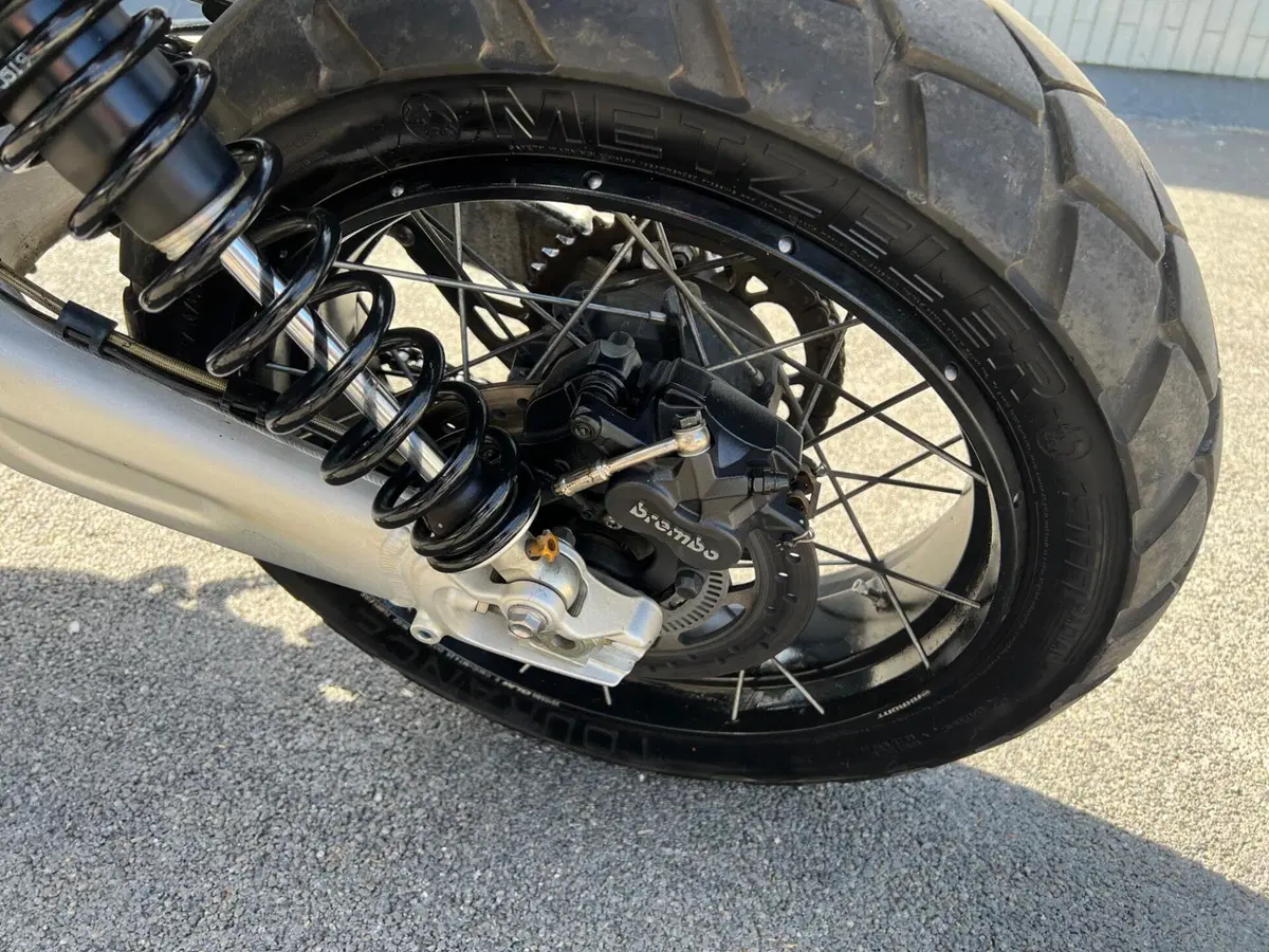 Triumph Scrambler 1200 XE (2019 - 20) (17)
