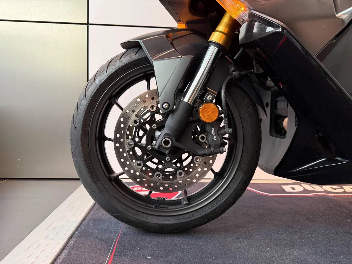 Honda Forza 750 DCT Urban (2021 - 24) (12)