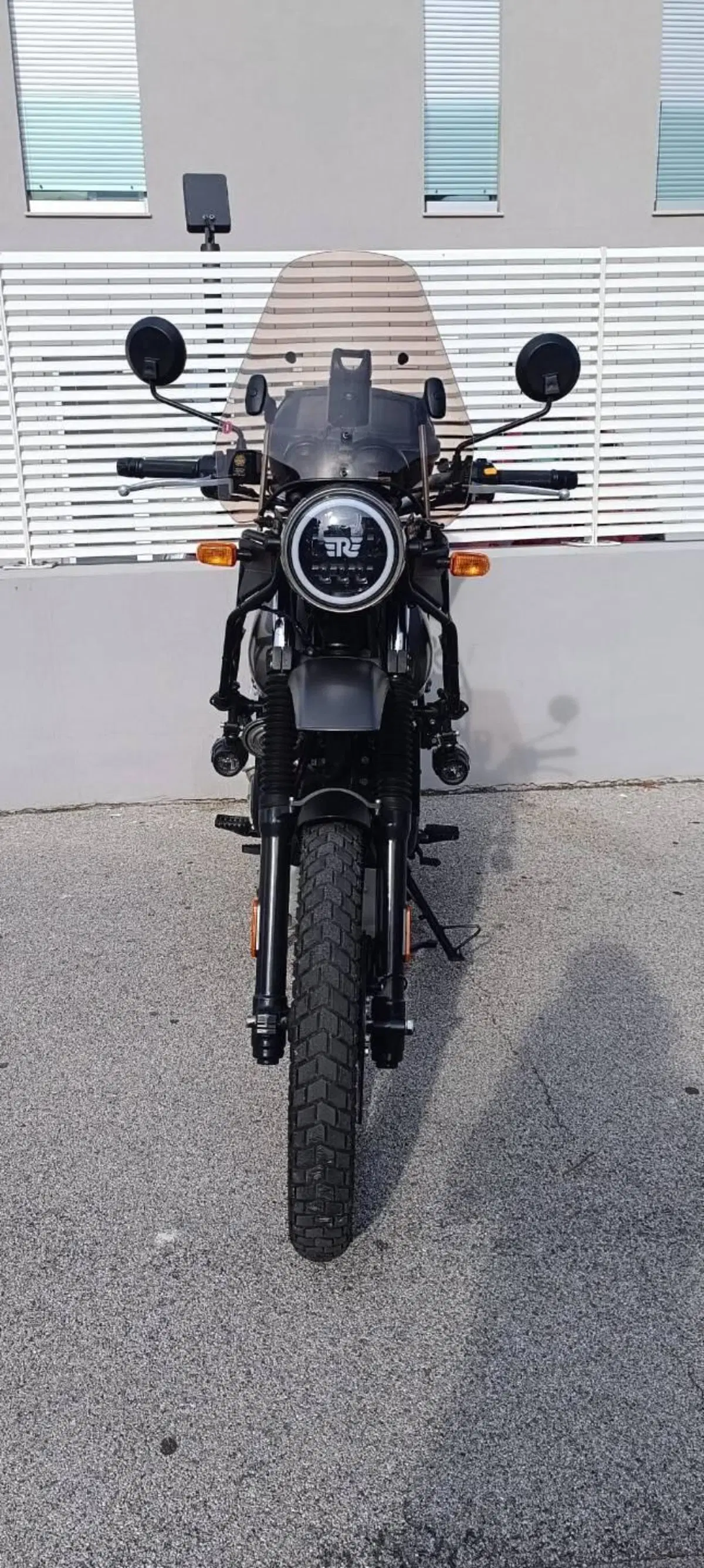 Royal Enfield Himalayan 411 (2021 - 24) (2)