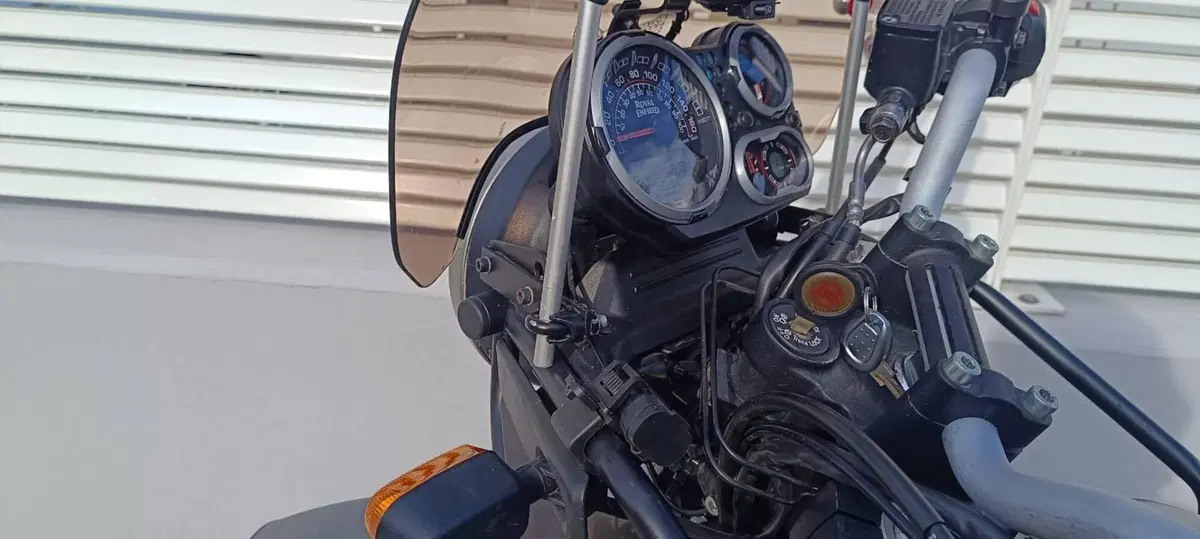 Royal Enfield Himalayan 411 (2021 - 24) (4)