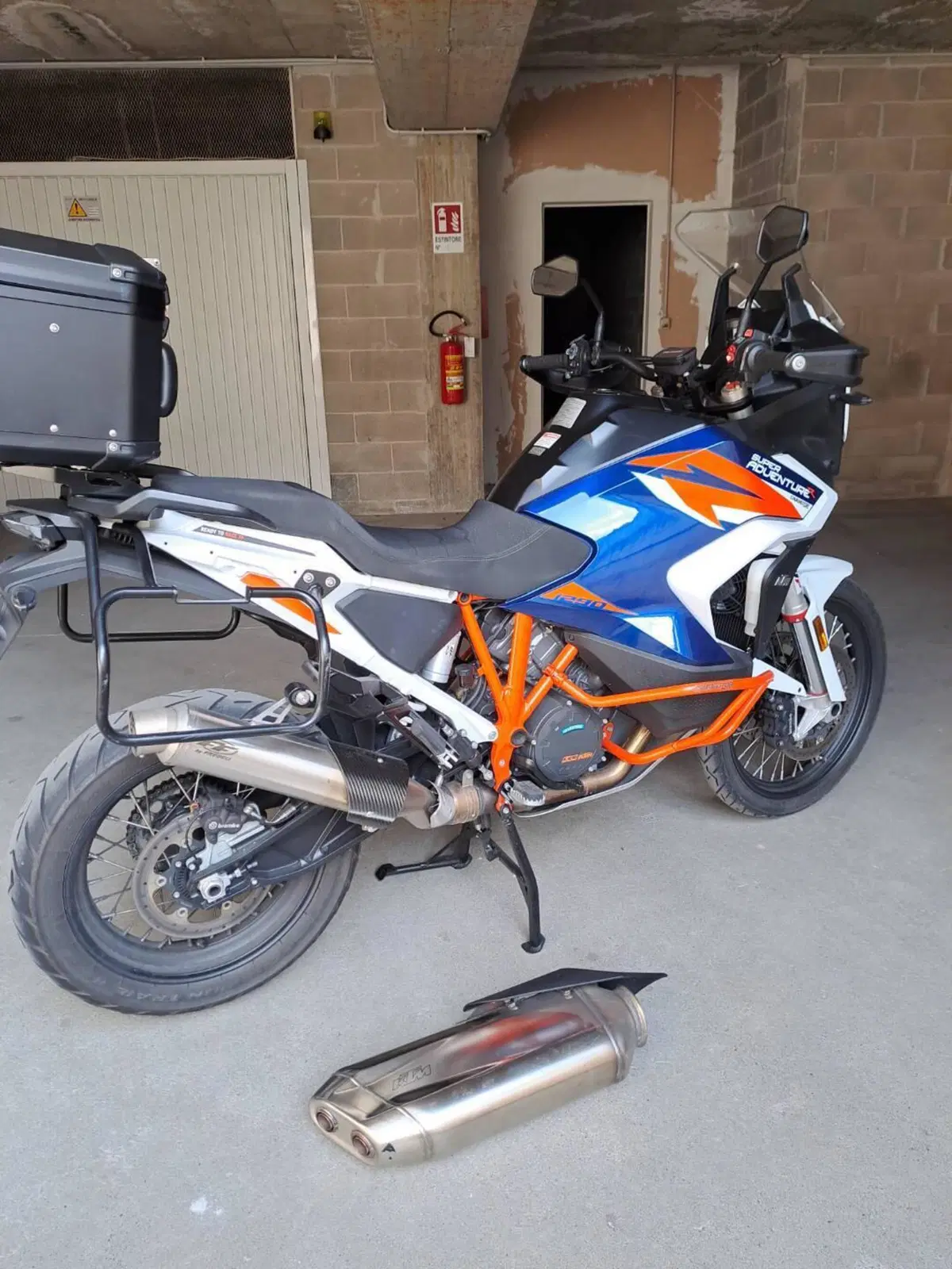 KTM 1290 Super Adventure R (2021) (2)